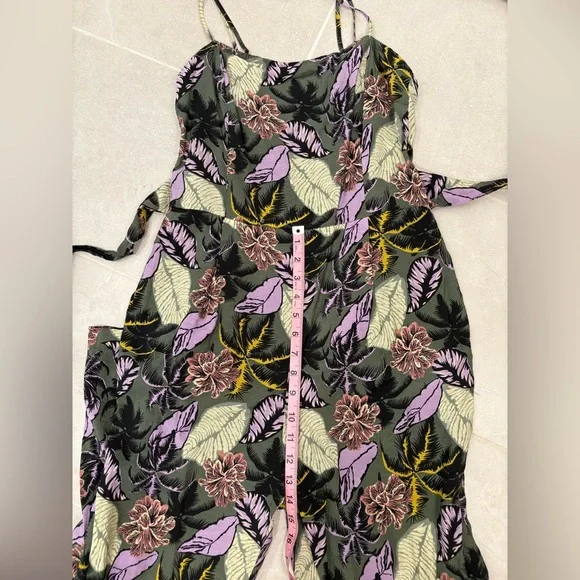 Lush Purple Green Tropical Front Tie Jumpsuit Size Medium - Picture 11 of 12